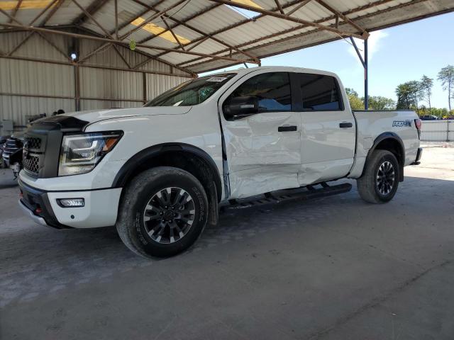  Salvage Nissan Titan