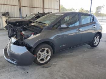  Salvage Nissan LEAF