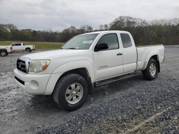  Salvage Toyota Tacoma