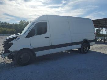  Salvage Mercedes-Benz Sprinter