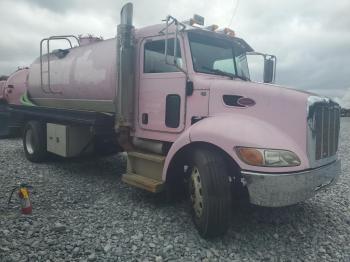  Salvage Peterbilt 335