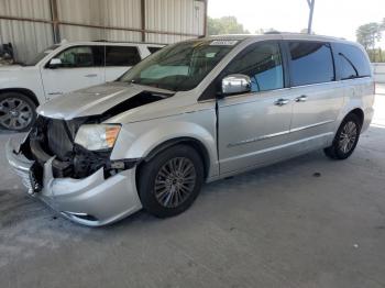  Salvage Chrysler Minivan