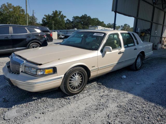  Salvage Lincoln Towncar