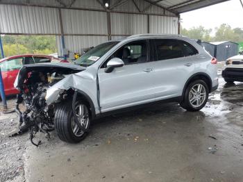  Salvage Porsche Cayenne