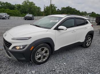  Salvage Hyundai KONA