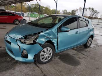  Salvage Toyota Prius