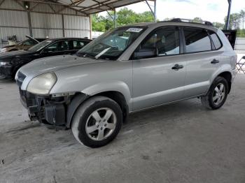  Salvage Hyundai TUCSON