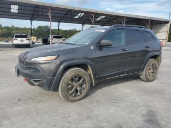  Salvage Jeep Cherokee