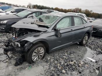  Salvage Volkswagen Jetta