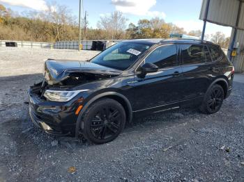  Salvage Volkswagen Tiguan