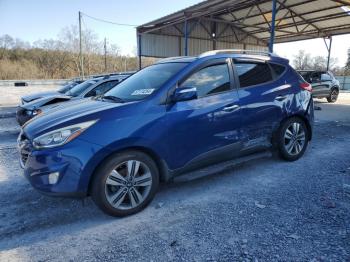  Salvage Hyundai TUCSON