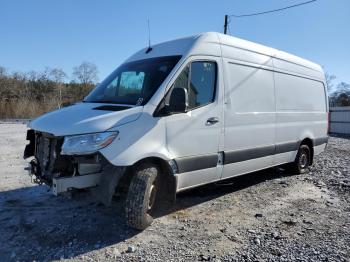  Salvage Mercedes-Benz Sprinter