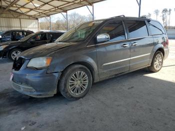  Salvage Chrysler Minivan