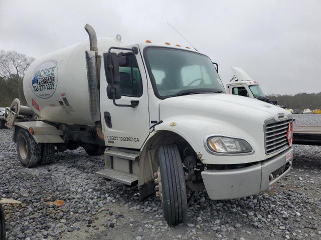  Salvage Freightliner M2 106 Med