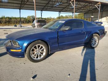  Salvage Ford Mustang