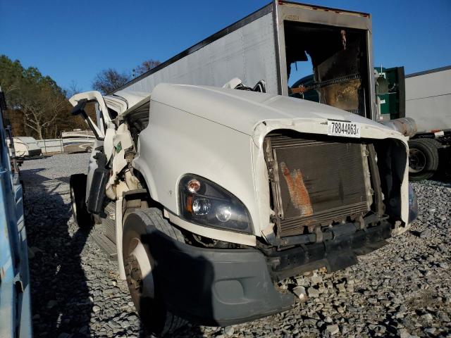  Salvage Freightliner Cascadia 1