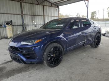  Salvage Lamborghini Urus