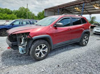  Salvage Jeep Cherokee