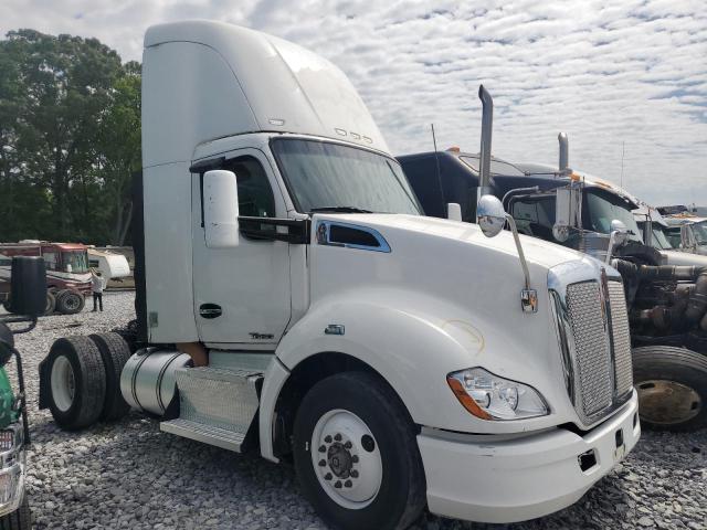  Salvage Kenworth T680