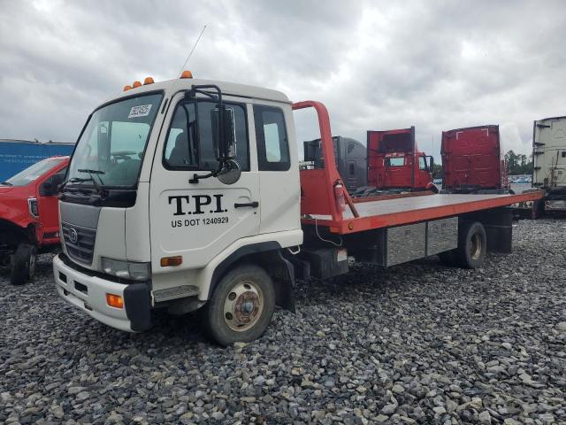  Salvage Nissan Diesel Ud2000