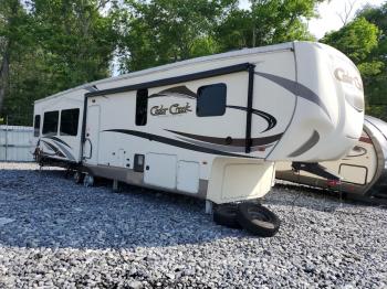  Salvage Ceda 5th Wheel