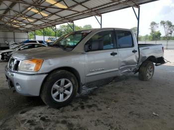  Salvage Nissan Titan