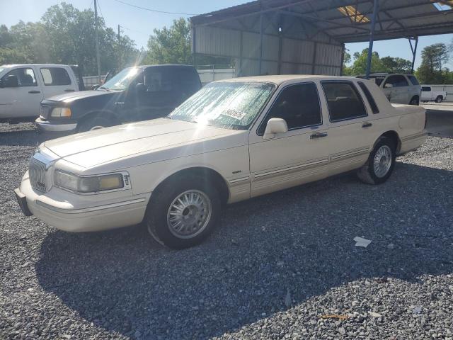  Salvage Lincoln Towncar