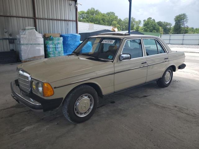  Salvage Mercedes-Benz 240-Class