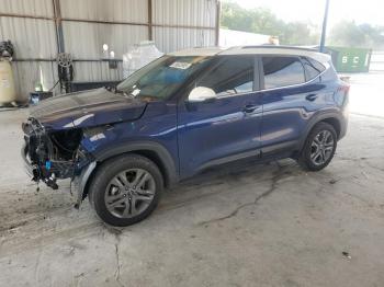  Salvage Kia Seltos
