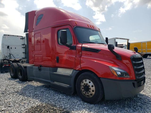  Salvage Freightliner Cascadia 1