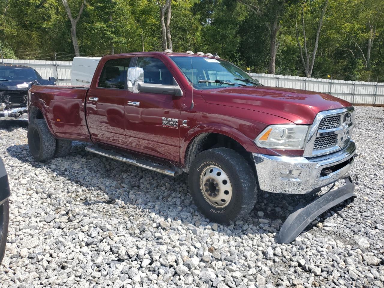Ram 3500 Laramie Image 8