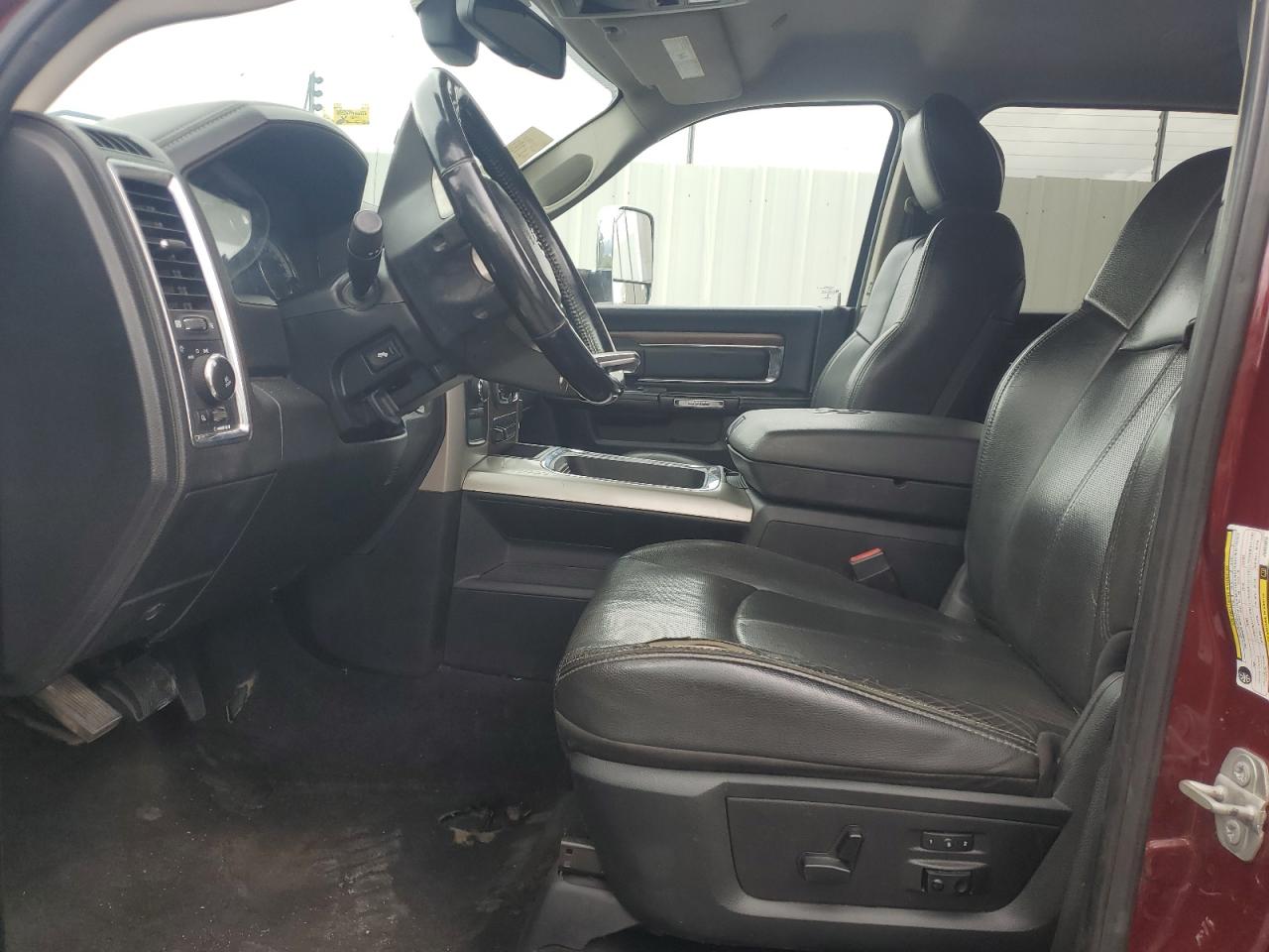 Ram 3500 Laramie Image 9