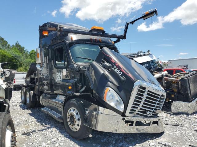 Salvage Freightliner Cascadia 1