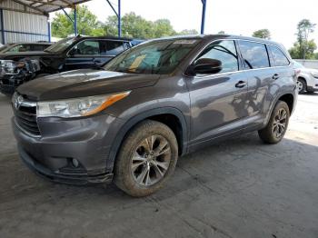  Salvage Toyota Highlander