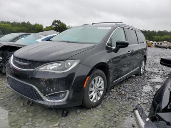  Salvage Chrysler Pacifica