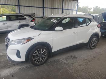  Salvage Nissan Kicks