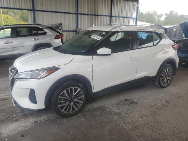  Salvage Nissan Kicks