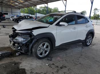  Salvage Hyundai KONA