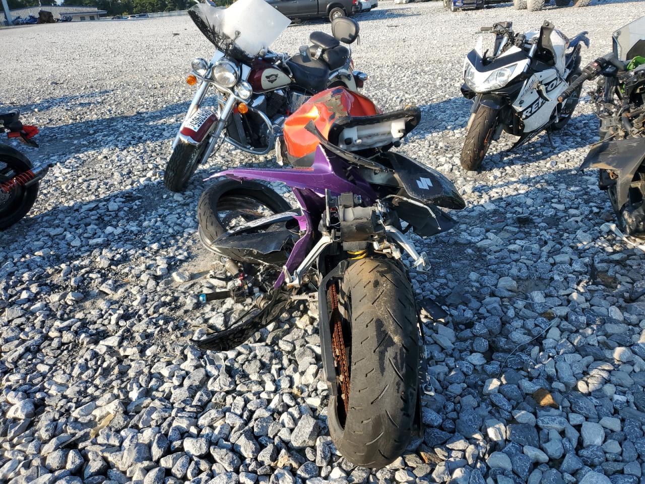 Suzuki Gsxr750 Image 2