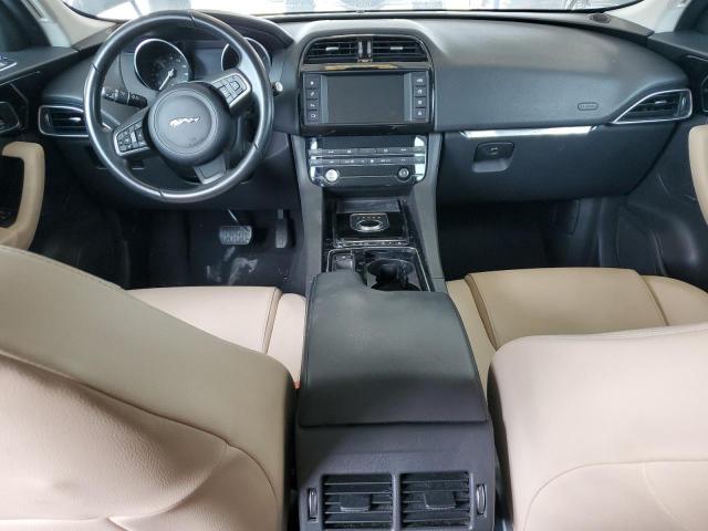 Jaguar F-PACE Premium Image 8