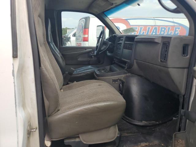 Chev Express Image 5