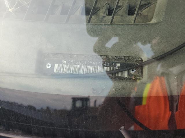 Chev Express Image 9