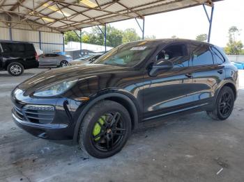  Salvage Porsche Cayenne