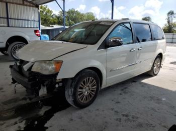  Salvage Chrysler Minivan