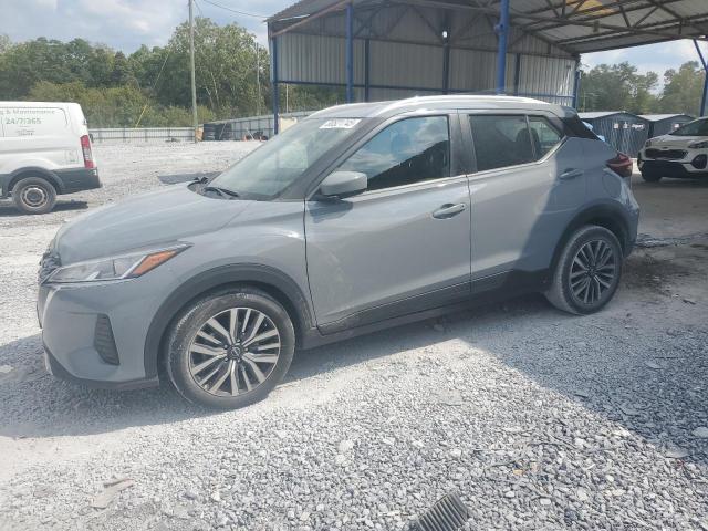  Salvage Nissan Kicks
