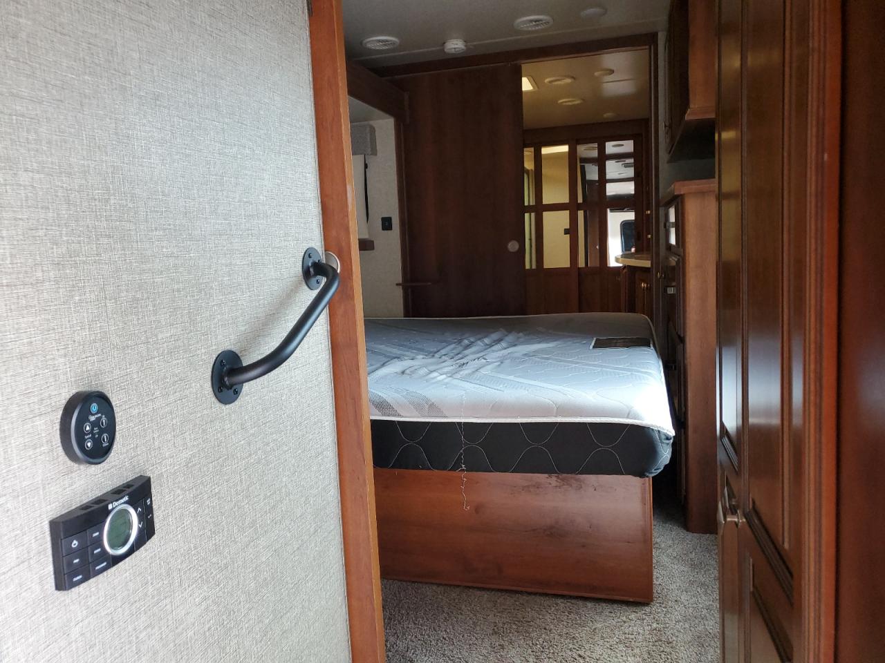 Bihg Enclosed Image 8