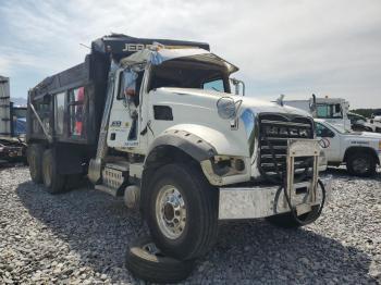  Salvage Mack 700 Gu700
