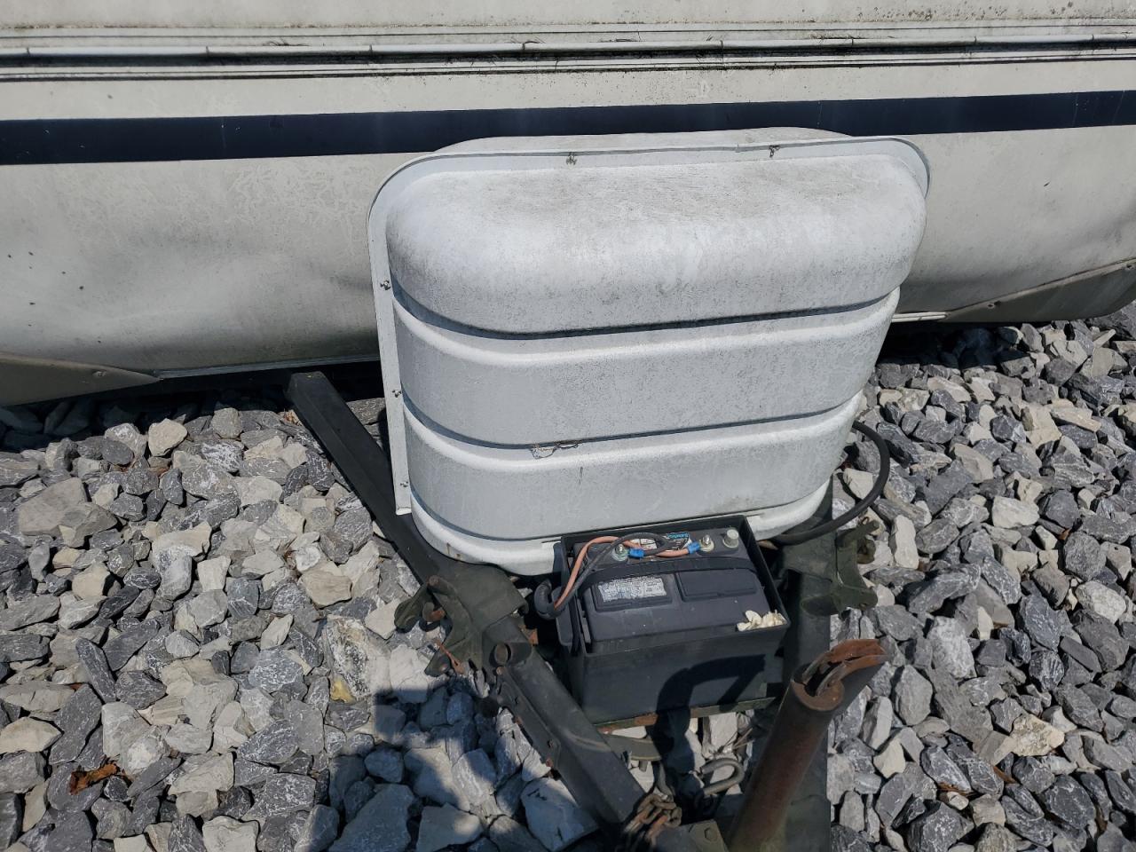 Forest River Surveyor Image 9