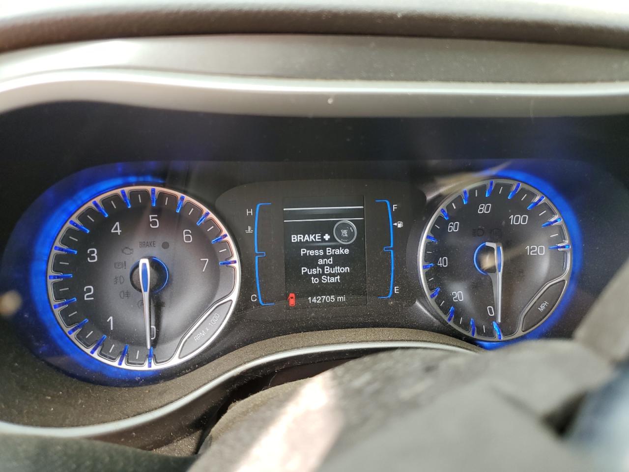 Chrysler Pacifica Lx Image 9