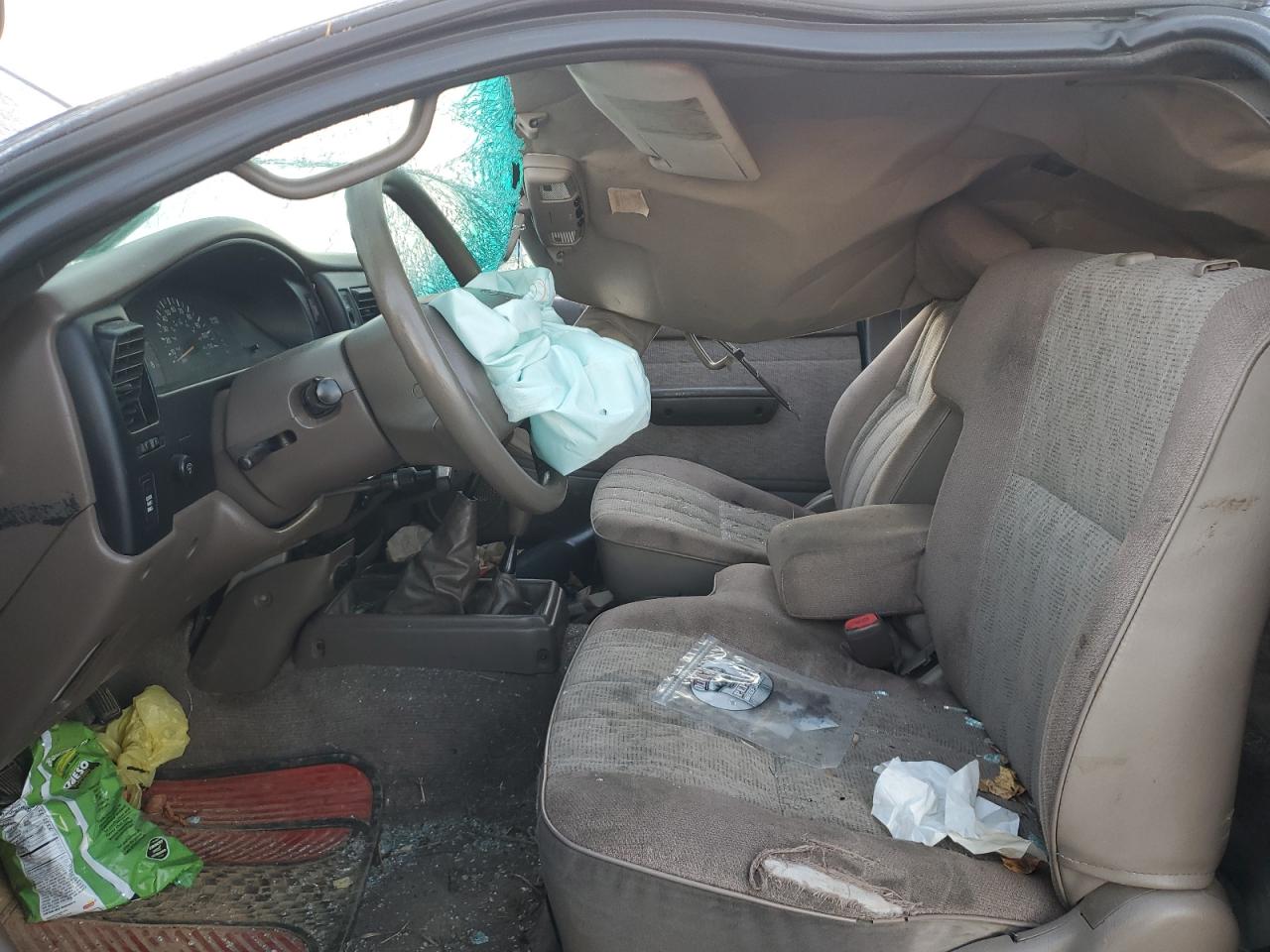 Toyota Tacoma Xtracab Image 9